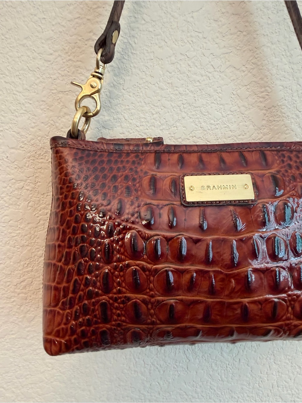 Brahmin Brown Croc-Embossed hand held with Gold Hardware 9x5x2 - Picture 2 of 13